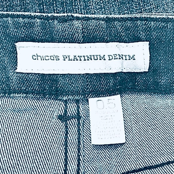 CHICO’S PLATINUM 0.5 = Sz 6 Rhinestoned Embellished Jeans - Picture 8 of 8